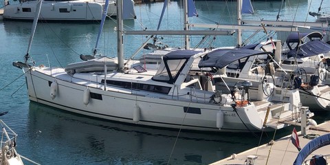 Beneteau Oceanis 48