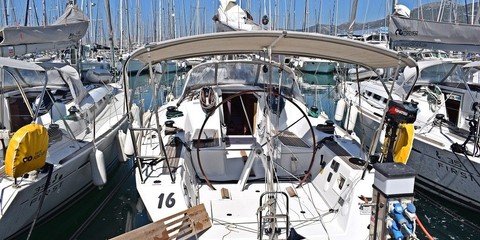 Beneteau First 35