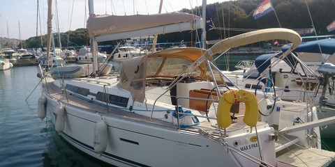 Dufour 405
