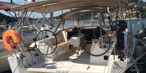 Dufour 382