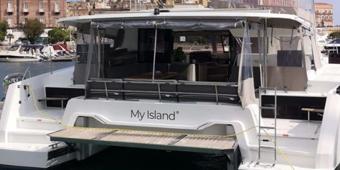 Fountaine Pajot Astréa 42