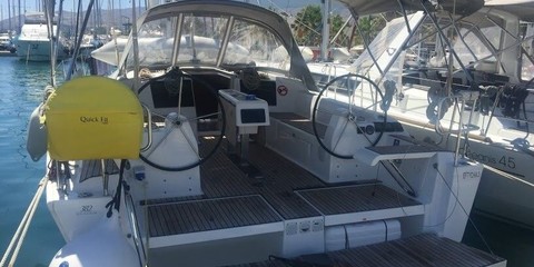 Dufour 382