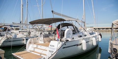 Bavaria Cruiser 51