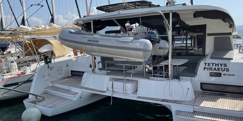 Lagoon 42