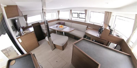 Lagoon 42