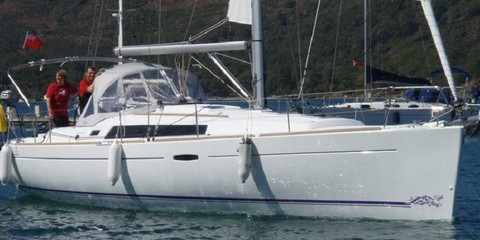 Beneteau Oceanis 37
