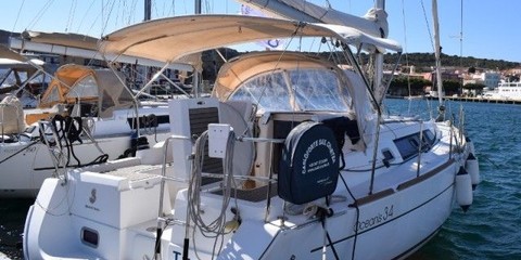Beneteau Oceanis 34