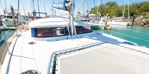 Fountaine Pajot Mahé 36
