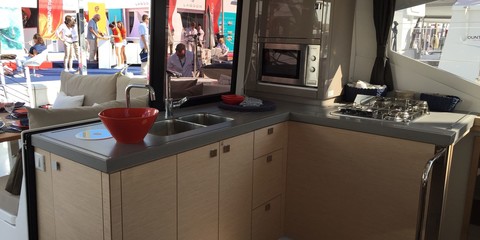 Fountaine Pajot Lucia 40