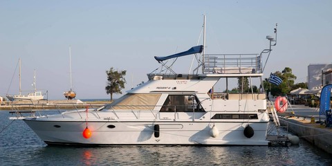 President president 46 flybridge