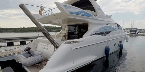 Azimut 58
