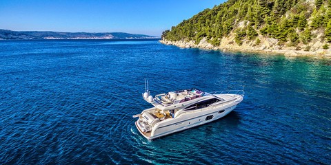 Ferretti 620