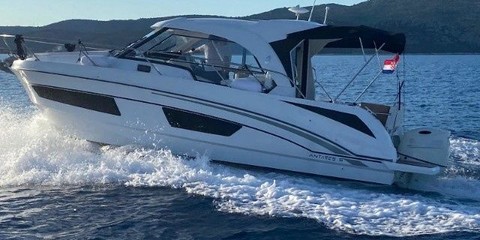 Beneteau Antares 9 OB