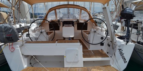 Dufour 412