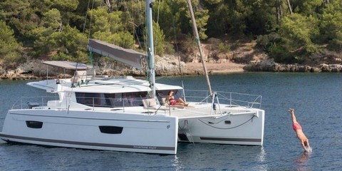 Fountaine Pajot Helia 44
