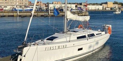 Hanse 348