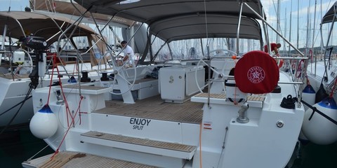 Beneteau Oceanis 51.1