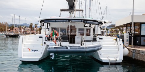 Lagoon 450 F