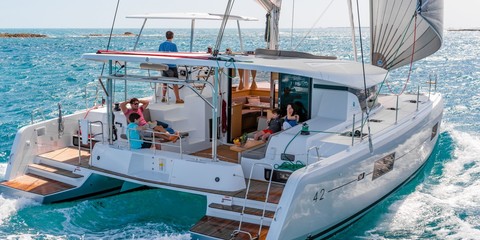 Lagoon 42