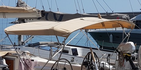 Bavaria 44