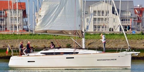 Jeanneau Sun Odyssey 389