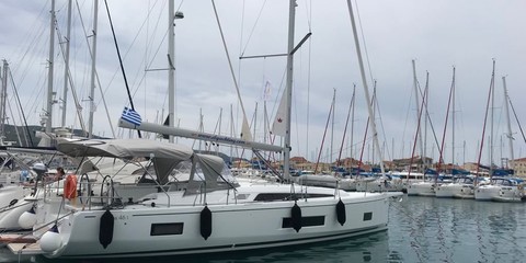 Beneteau Oceanis 46