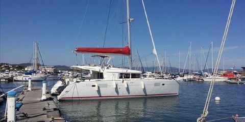 Lagoon 450 F