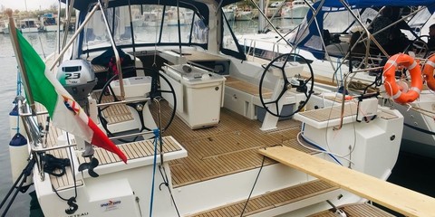 Beneteau Oceanis 46