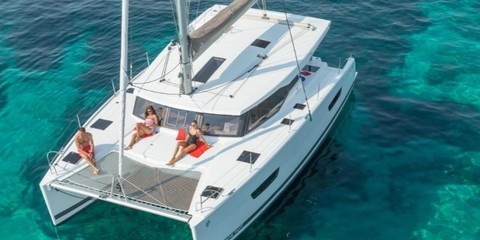 Fountaine Pajot Lucia 40