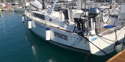 Beneteau Oceanis 38.1