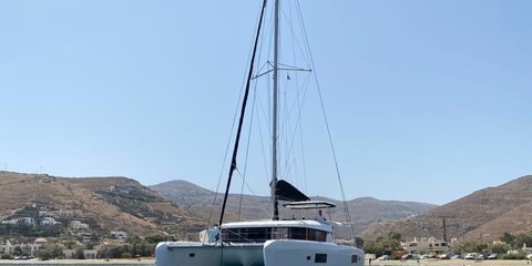Lagoon 42