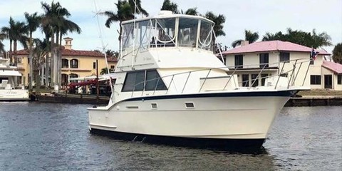 Hatteras 77 Convertible
