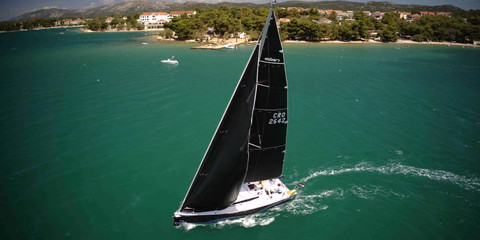 Elan E4