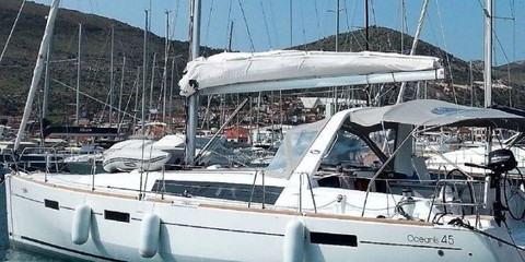 Beneteau Oceanis 45