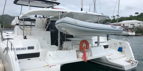 Lagoon 42