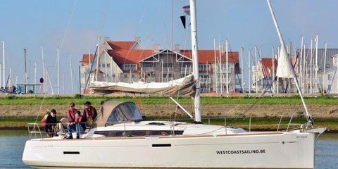 Jeanneau Sun Odyssey 379