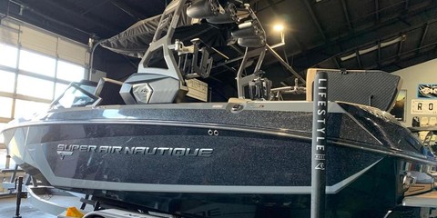 Super Air Nautique G23