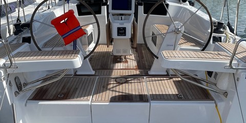 Hanse 388