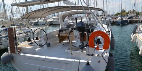 Beneteau Oceanis 51.1