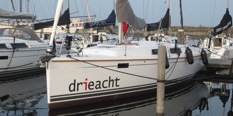 Hanse 385