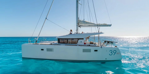 Lagoon 39