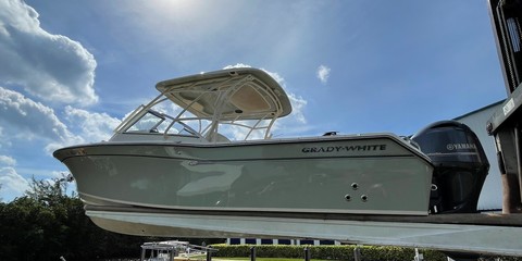 Grady-White Freedom 275