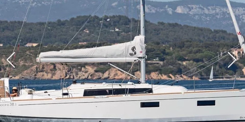 Beneteau Oceanis 38.1