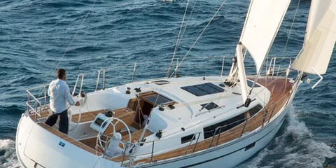 Bavaria 37