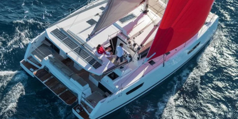 Fountaine Pajot Astréa 42
