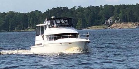 Carver 41 Cockpit Motor Yacht