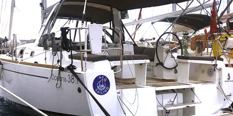 Beneteau Oceanis 38.1
