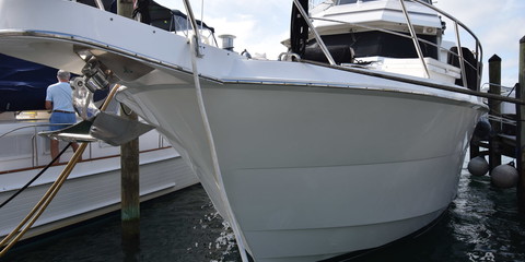 Hatteras GT 54