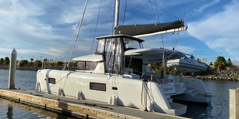 Lagoon 42