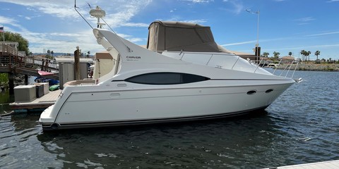Carver 36 Mariner
